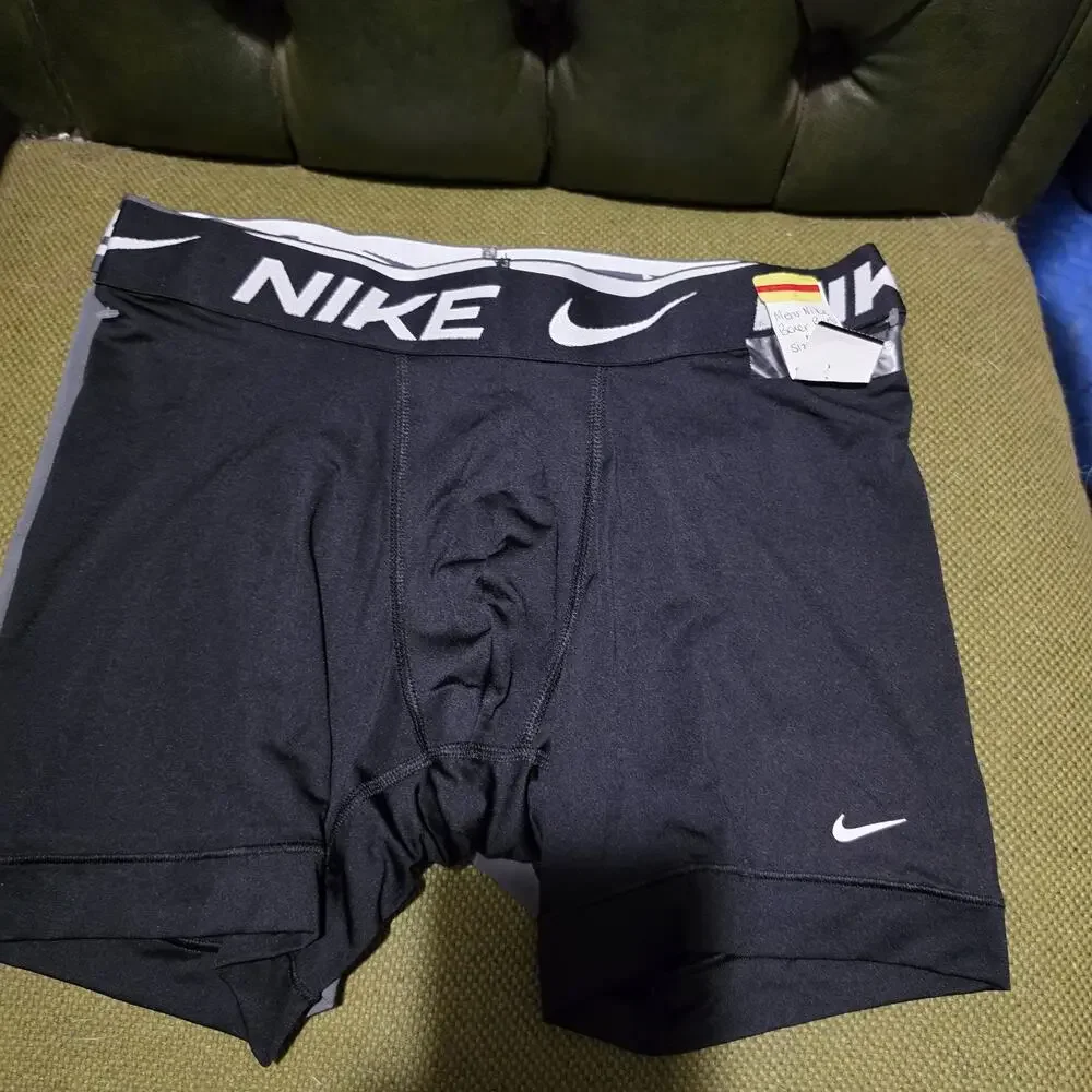 Men's Nike Boxer Briefs Size Medium KE1157 Set of 2 Black Gray